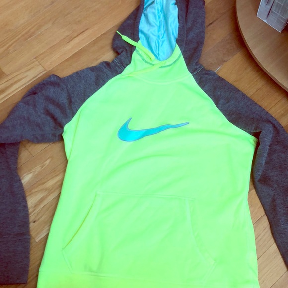 Nike hoodie - Picture 1 of 1